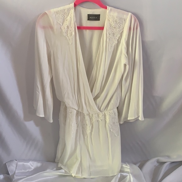 white angelic romper - Picture 5 of 6